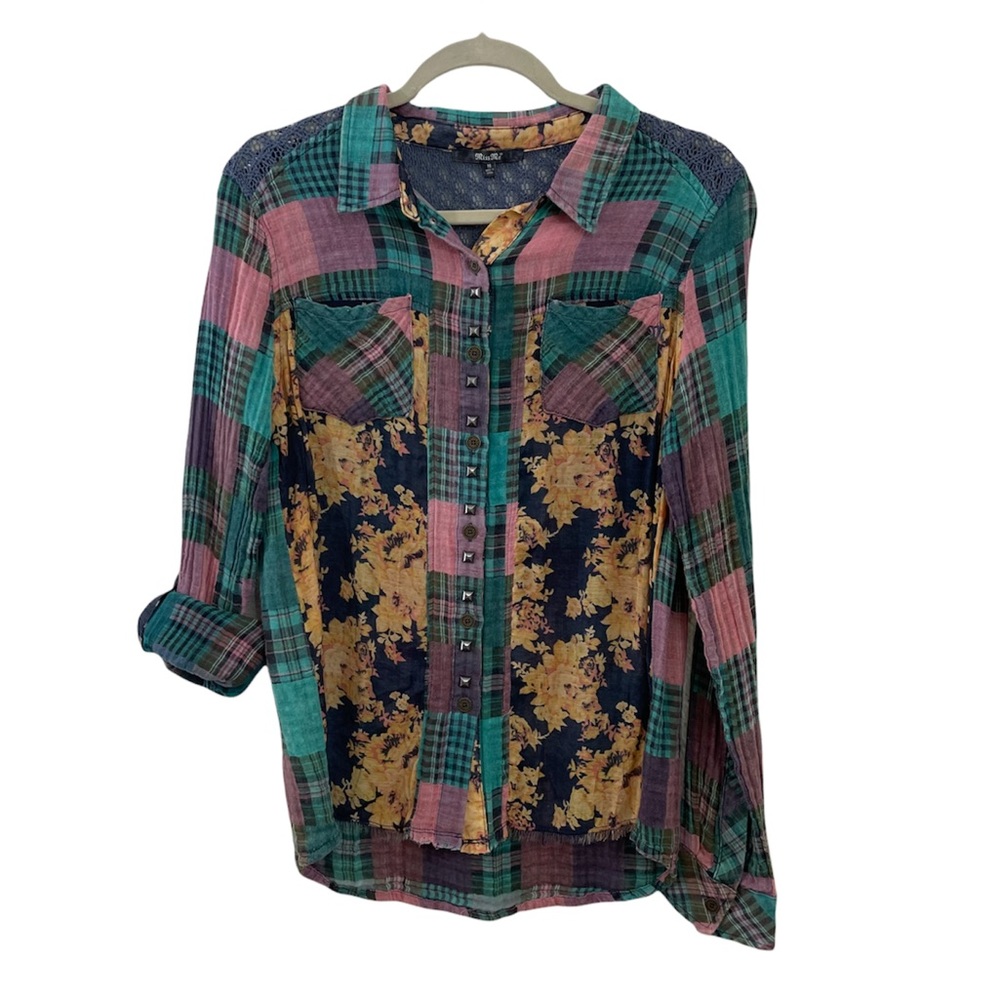 Miss Me 100% Cotton Calico Plaid Western Button Down Shirt Size Medium.